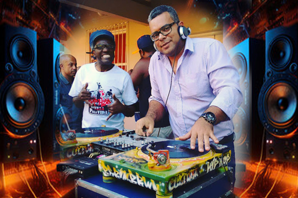 DJ Kituty na Festa do Face3 Djs